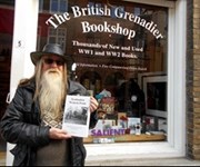 Roy Larkin - "London Omnibuses on the Western Front"